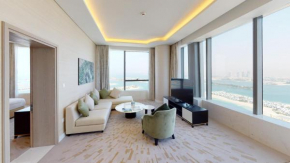 Hometown Apartments - Stunning Views in this One Bed Apt in Palm